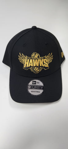 25/26 New Era 9Forty Black/Gold Cap